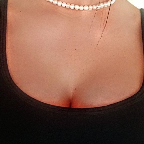 Elegant Freshwater Pearl Necklace on silver metal handcrafted - Picture 3 of 10